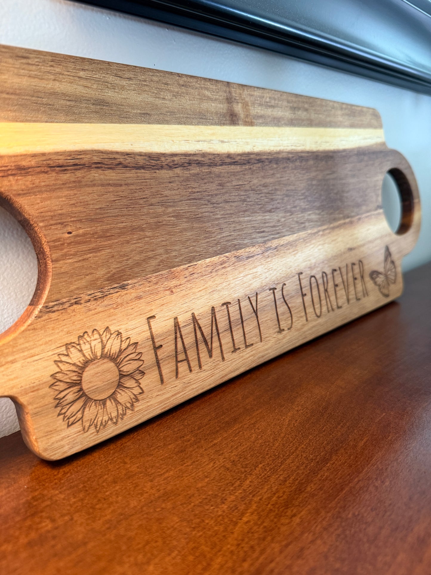 Acacia Serving Board "Family Is Forever"
