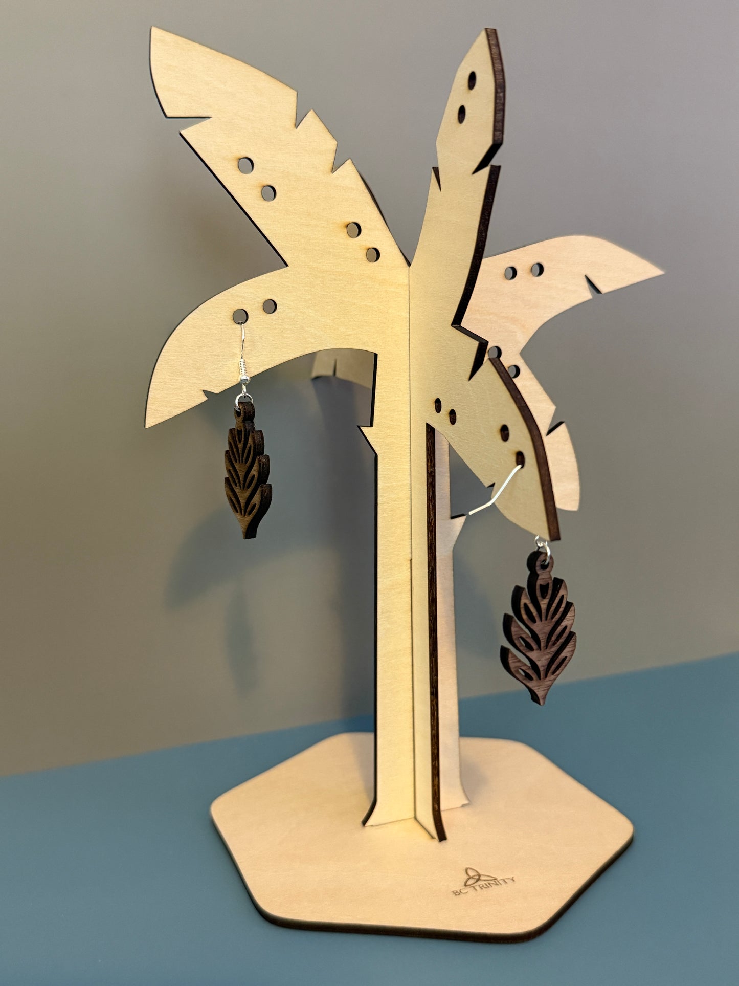 Wood Palm Tree Jewelry Display